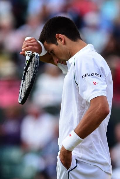 Mientras que el serbio Novak Djokovic tendrá que esperar al martes para tratar de lograr su boleto.