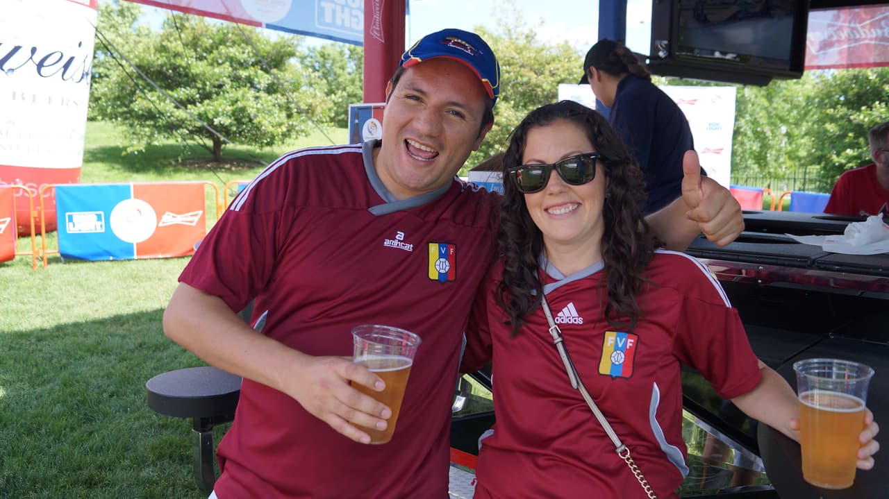 Aficionados se dieron cita al Soldier Field para el enfrentamiento entre Jamaica y Venezuela en Chicago