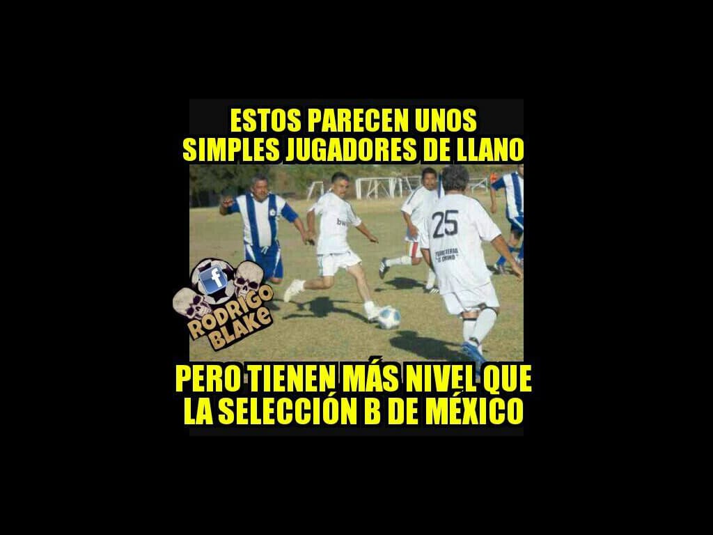 La eliminación de México, el error Jamaica-África de Cavani, el choque de Arturo Vidal y la selfie con Messi fueron los temas de burla de lo que va en Chile 2015.