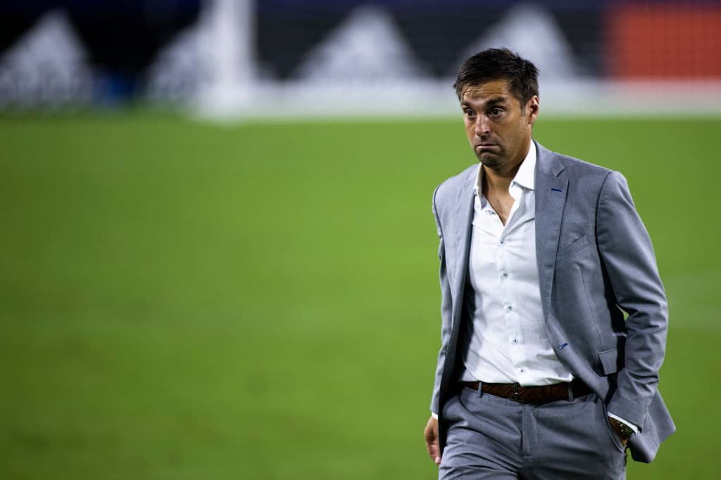 Diego Alonso no es más técnico de Rodolfo Pizarro