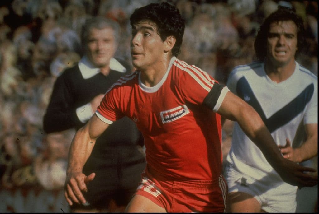 Maradona la rompió en Argentinos Juniors, despedazó en un juego al ‘Loco’ Gatti y a Boca Juniors.