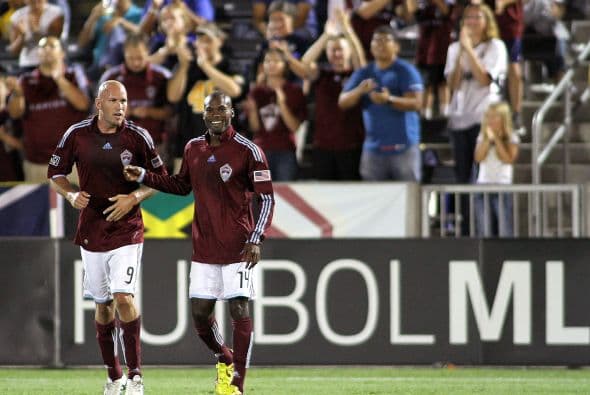 Cummings y Casey acribillaron a las Chivas USA logrando su segunda goleada consecutiva.