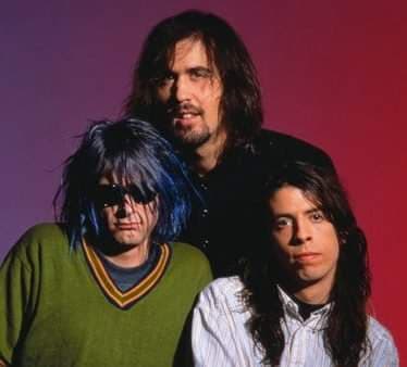 Elden está pidiendo un juicio con jurado y $ 150,000 de cada uno de los 17 acusados.