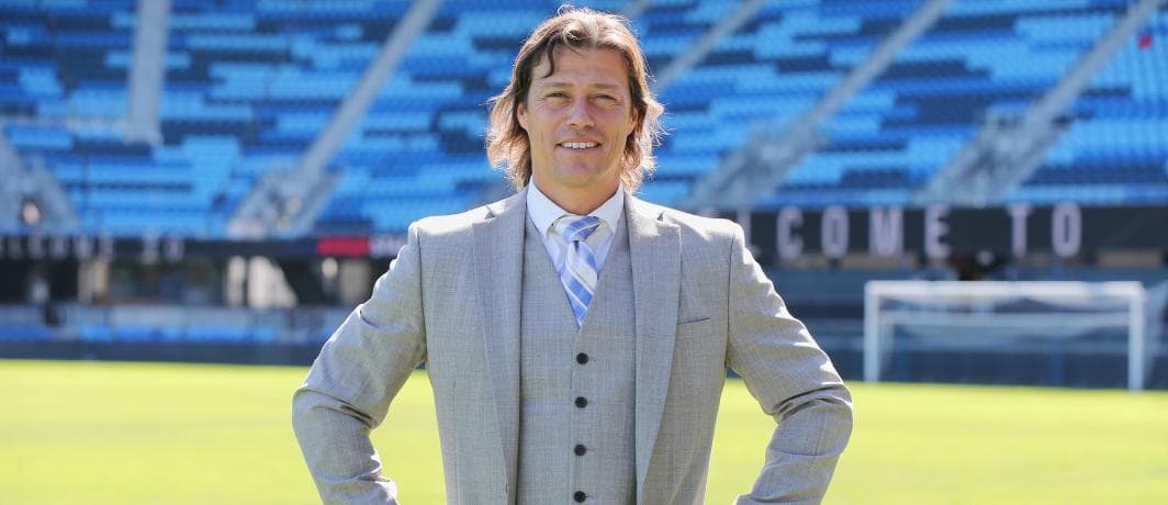 Matías Almeyda: Estoy feliz por mantener al 90% del plantel