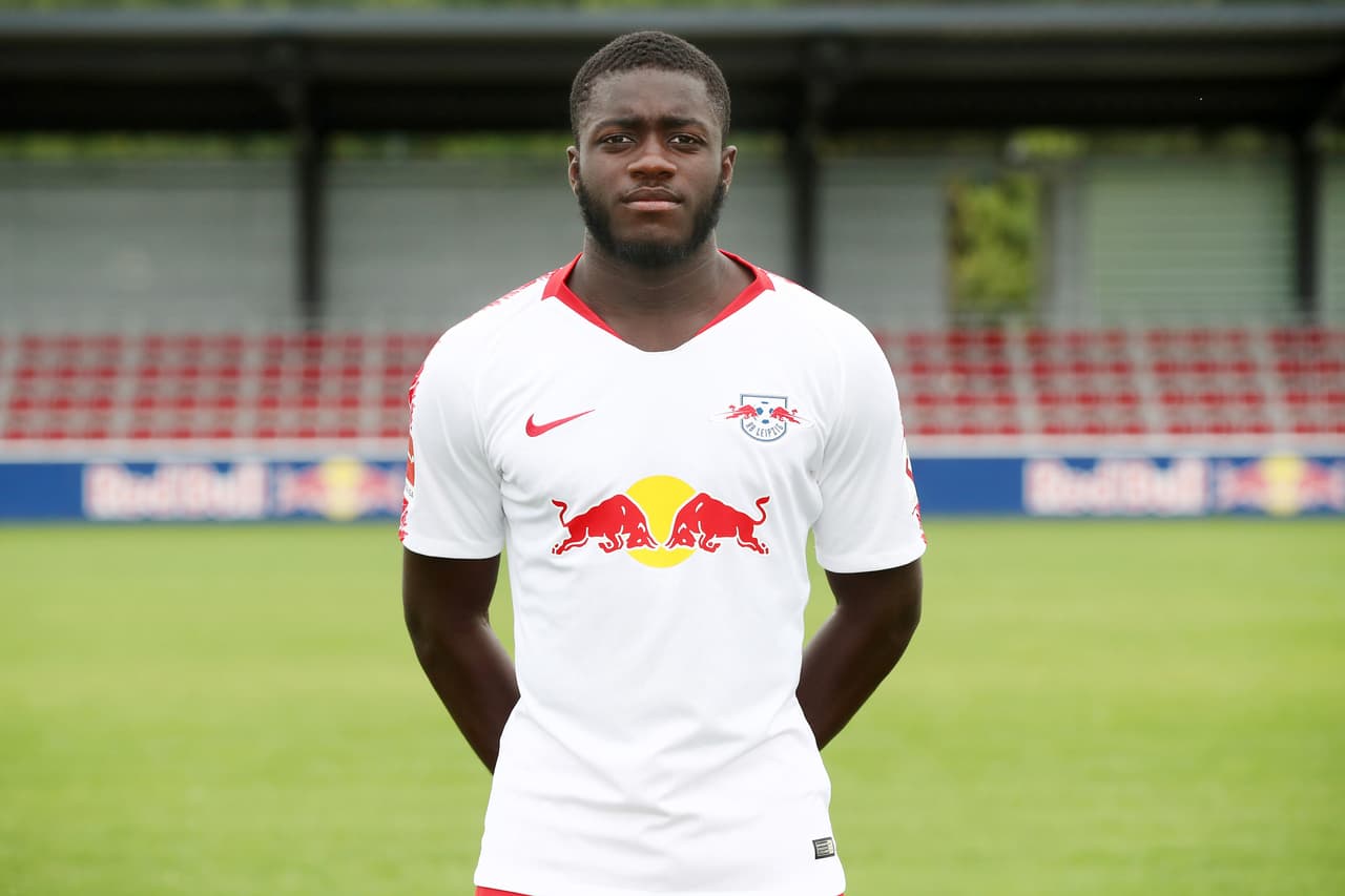 Dayot Upamecano (RB Leipzig / 19 años) - Defensa