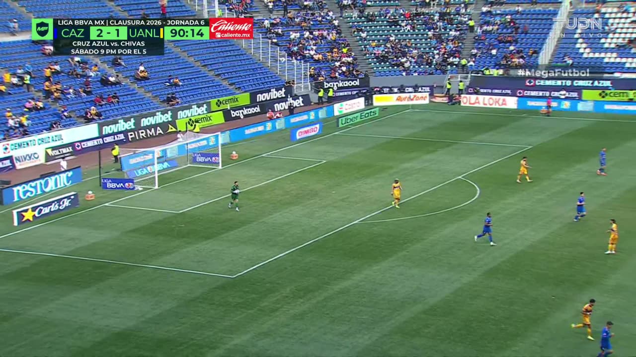 ¡TIRO ATAJADO! disparo por Juan Brunetta.