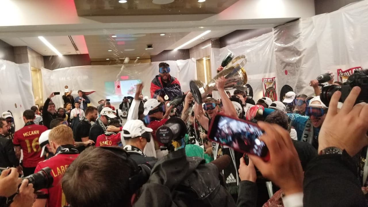 Dentro del vestidor del Atlanta United la fiesta continuó gracias a la obtención de la MLS Cup.