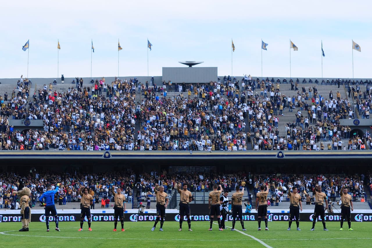 El colorido de la afición en la Jornada 3