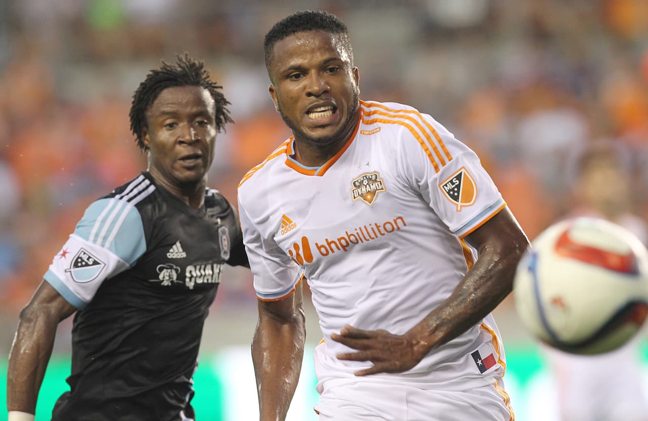 Houston y Chicago igualan 1-1