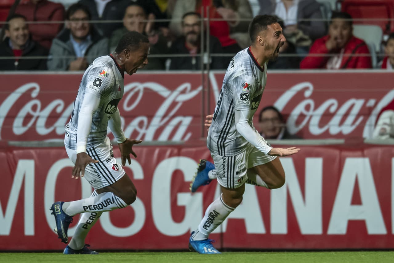 Estrada (17’) abrió el marcador para los locales. Correa (28’) y Conti (49’) dieron la vuelta al partido y Diego Rigonato (77´) empató el encuentro. Lorenzo Reyes de Atlas falló en la tanda de penales.