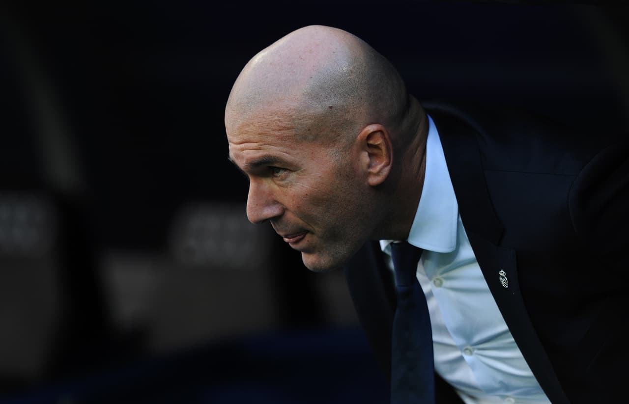 Zidane pidió contancia a sus jugadores, obligados a levantarse tras el empate en Varsovia ante el modesto Legia. Ser constante es una de las grandes dificultades de la vida. Sin duda es su reto en un Real Madrid que se desenchufa en pleno partido o que salta sin motivación suficiente.