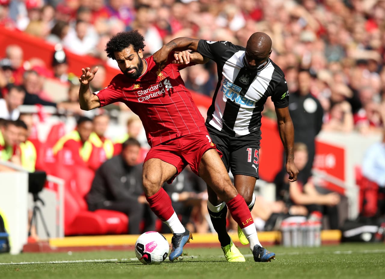 Los de Liverpool atacaban, pero no lograban concretar.