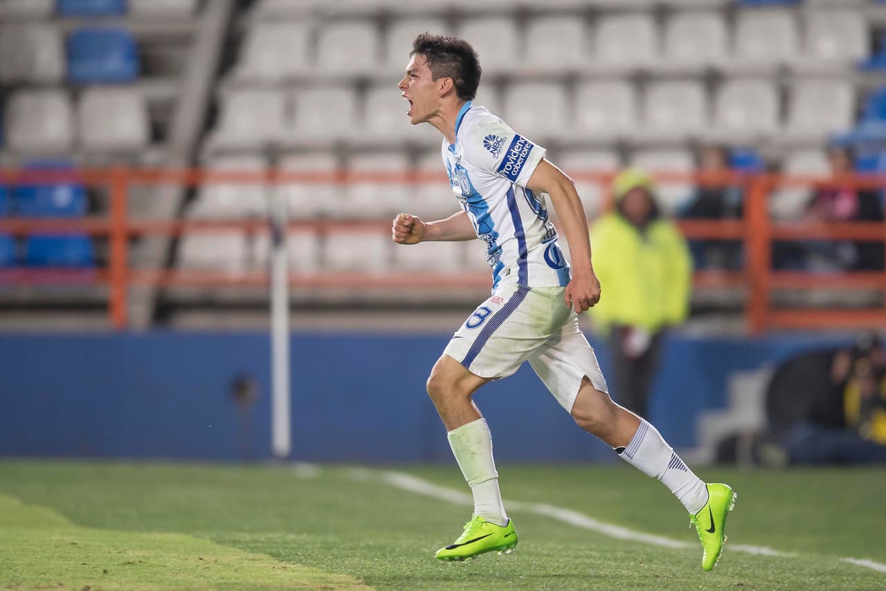 Lozano demostró esa picardía y poder goleador que hacen que por estos días suene para reforzar el Celta de Vigo en España.