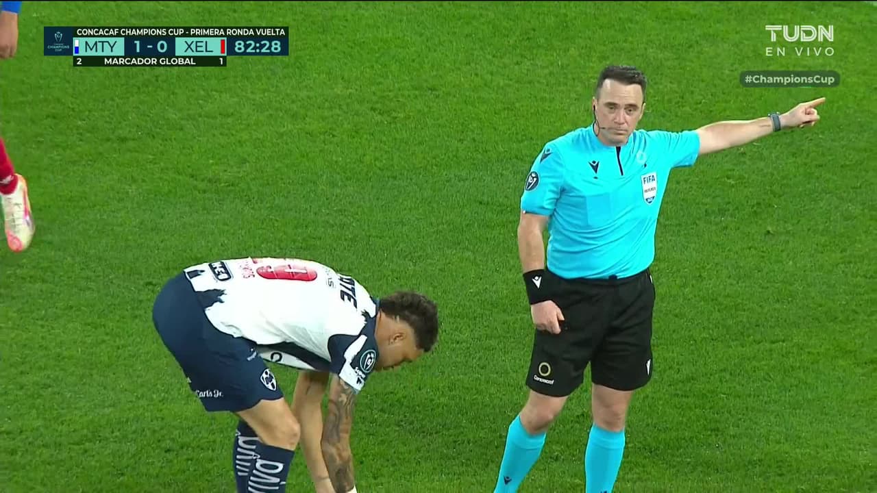 ¡GOL!  anota para Monterrey. Lucas Ocampos