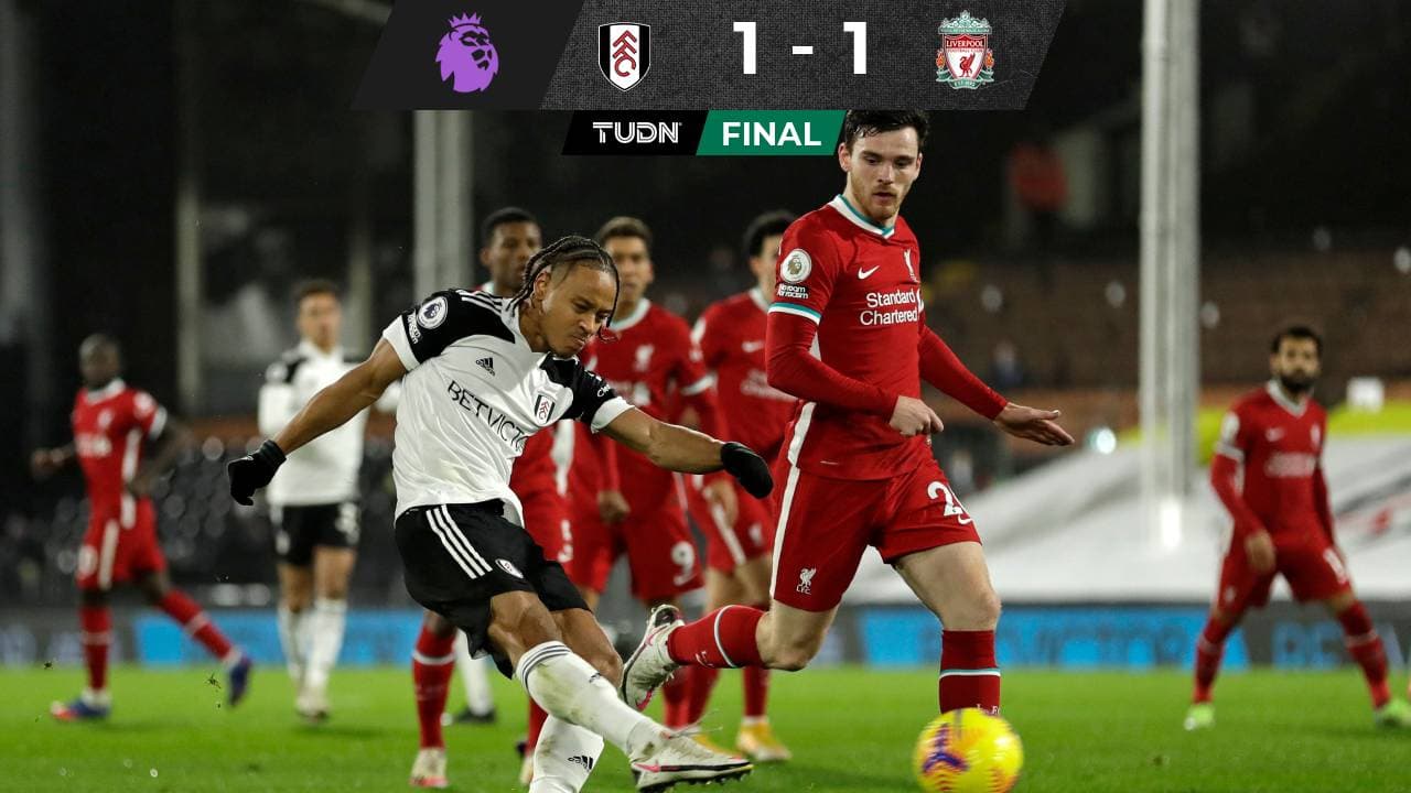 Liverpool deja ir el liderato y apenas rescata el empate