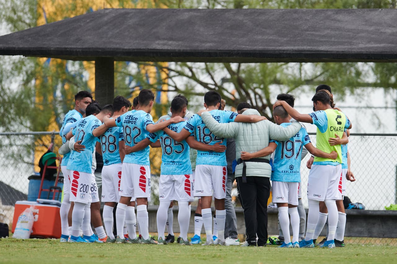 Ángel ‘la Coca’ González descubrió a los hermanos Lainez en un evento deportivo en Tamaulipas, y decidió llevarlos al Club Pachuca.