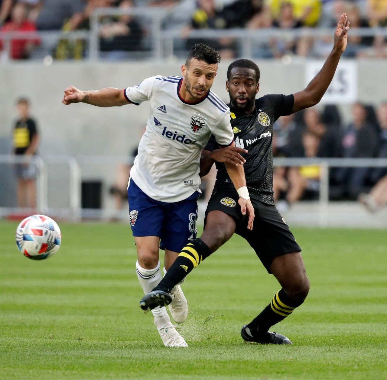 Segunda derrota consecutiva para Columbus Crew, que fue goleado 4-2 por D.C. United en Lower.com Field.
<br>