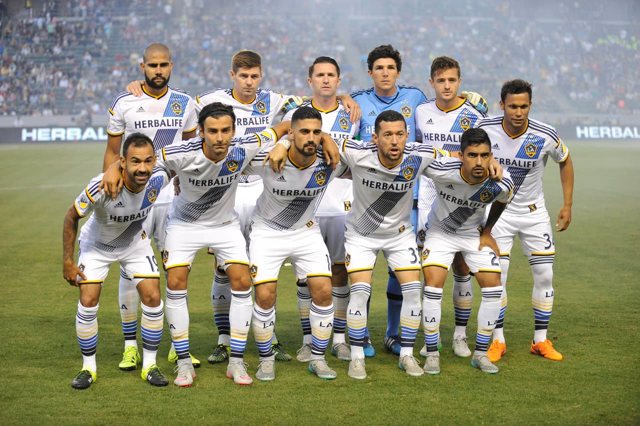 Así alineó el Galaxy para el partido, con las ausencias de Jaime Penedo, Gyasi Zardes, Alan Gordon, y por su puesto, su nuevo flamante refuerzo Gio Dos Santos.