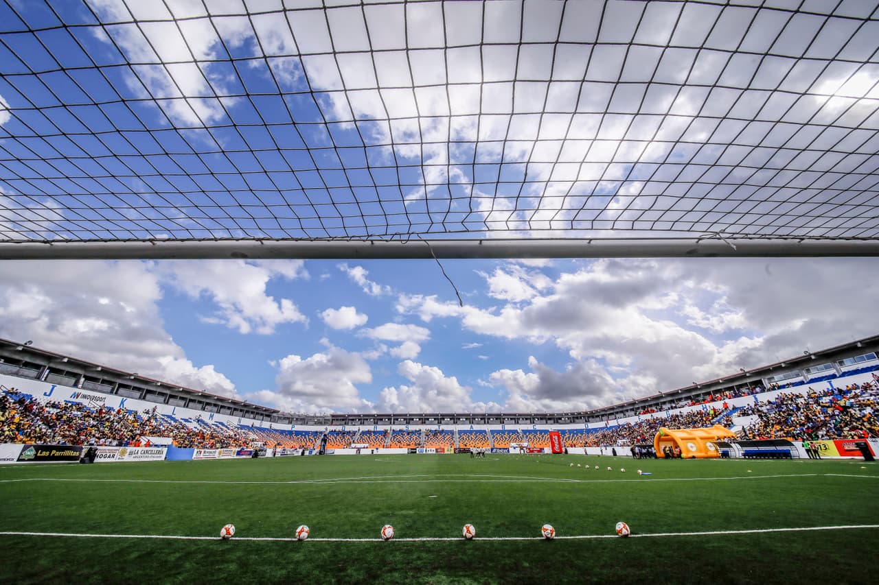 Matamoros, Tamaulipas. 12 octubre de 2018.- , durante el partido amistoso entre las Águilas del América y los Gallos Blancos de Querétaro, celebrado en el estadio Hogar. Foto: imago 7 / Victor Pichardo