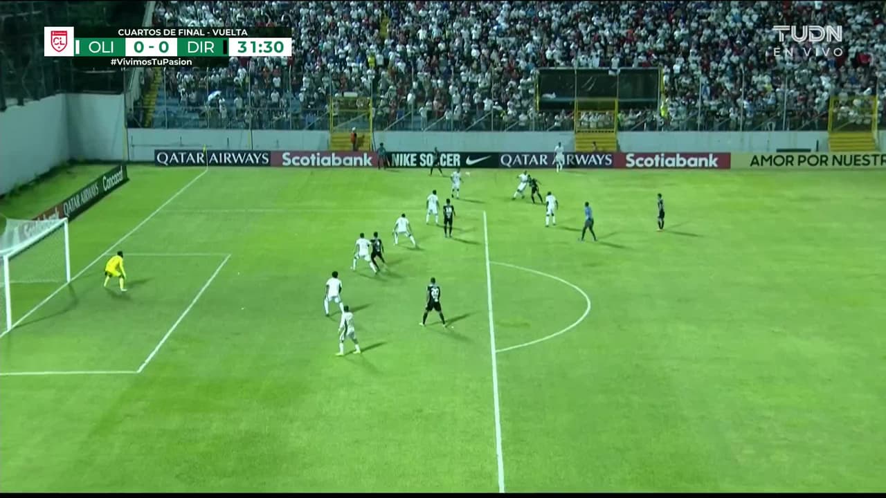 ¡GOOOL! Carlos Torres anota para Diriangén.