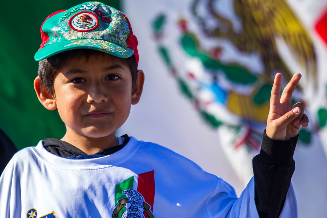 Los aficionados mexicanos viven con optimismo la antesala del juego del Tri contra Chile en San Diego, donde comenzará la era de Gerardo Martino como técnico.