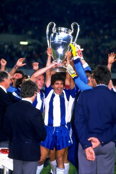 En 1987 el Oporto levantó la mano por el bando lusitano, consiguiendo el título al vencer 2-1 al Bayern Munich.