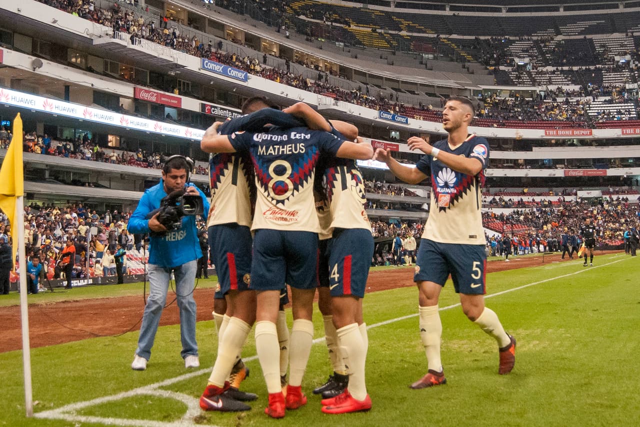 El gol llegó tras un disparo del americanista ante el cual Moises Muñóz cometió un error infantil. Una falla imperdonable del portero.