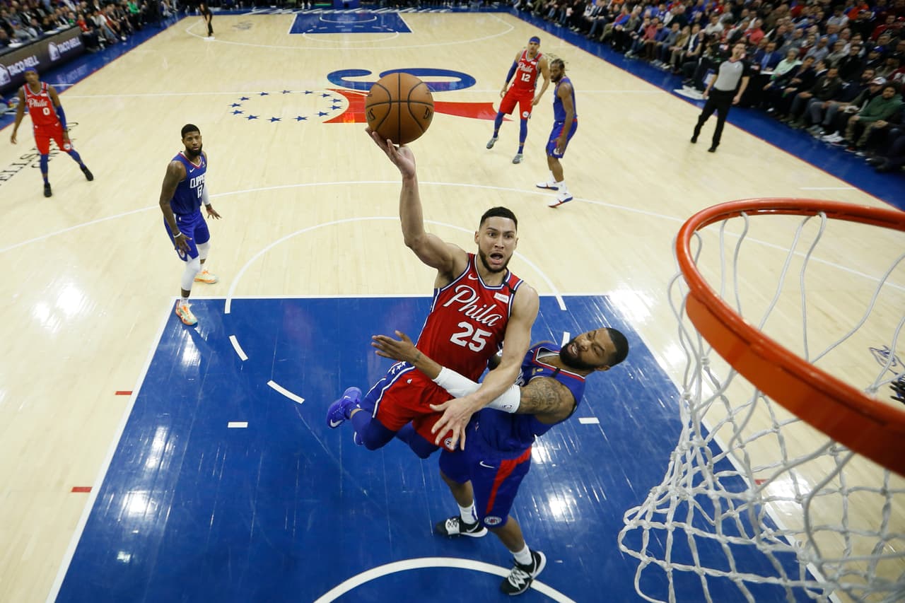 Philadelphia 76ers 110-103 Los Angeles Clippers