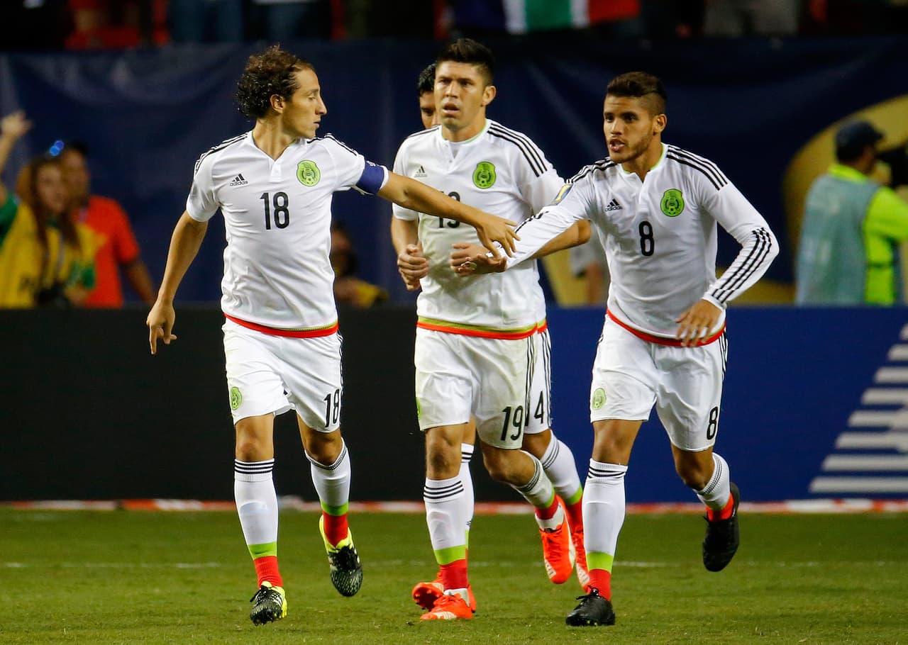 El detalle será que Ricardo tendrá que meter en cintura a elementos fuertes de la selección como Andrés Guardado, Giovani Dos Santos y falta ver si Carlos Vela no vuelve a las andadas negándose a las convocatorias.