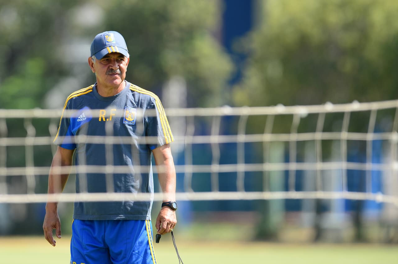 México está obligado a anotar goles en ese encuentro ya que se necesita tener a un ganador en los 90 minutos, los empates no sirven para este juego ante el equipo de las barras y las estrellas.