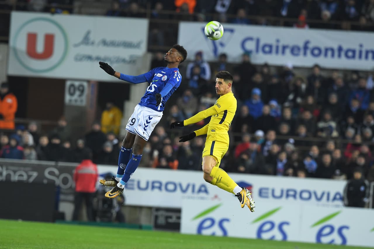 A punta de organización y entrega, los locales supieron aguantar al PSG.