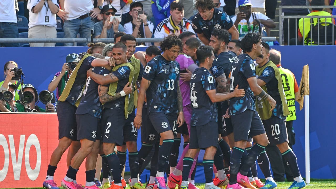 Paraguay gana 1-0 a Alemania en el primer tiempo del partido de 16avos del Mundial