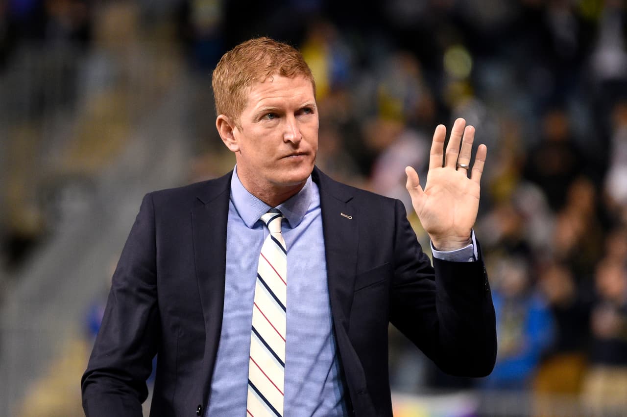 El entrenador de este Equipo de la Semana sería Jim Curtin. Su Philadelphia Union enlazó su segunda victoria consecutiva tras imponerse a Columbus y Cincinnati. En su banco de suplentes estarían Zack Steffen (CLB), Steven Birnbaum (DC), Dax McCarty (CHI), Carles Gil (NE), Wayne Rooney (DC), Johnny Russell y Zlatan Ibrahimovic (LA).
