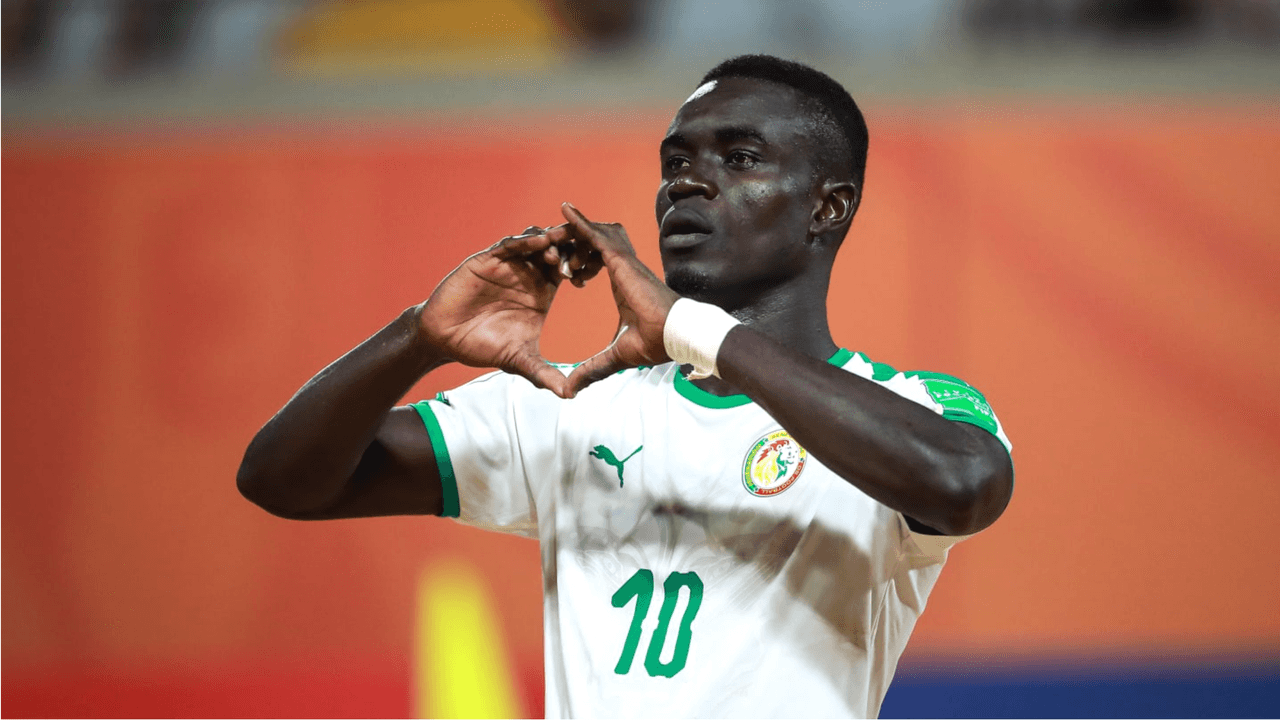 Senegal aplastó a Bielorusia 7-2. El jugador estrella fue Mamour Diagne que sumó cuatro goles.
