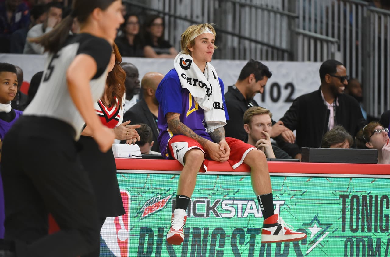 Incluso, Bieber fue una de las estrellas invitadas para el juego de los famosos en el pasado All Star Game de NBA.