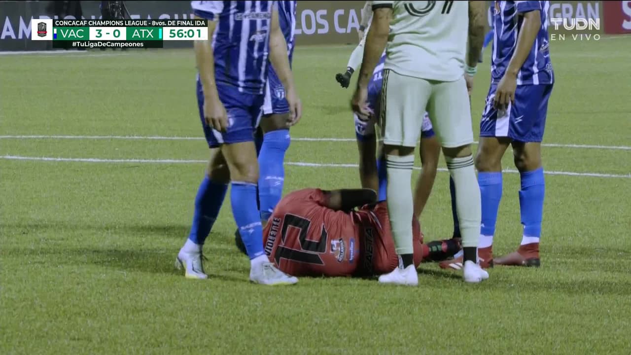 ¡TIRO ATAJADO! disparo por Owen Wolff.