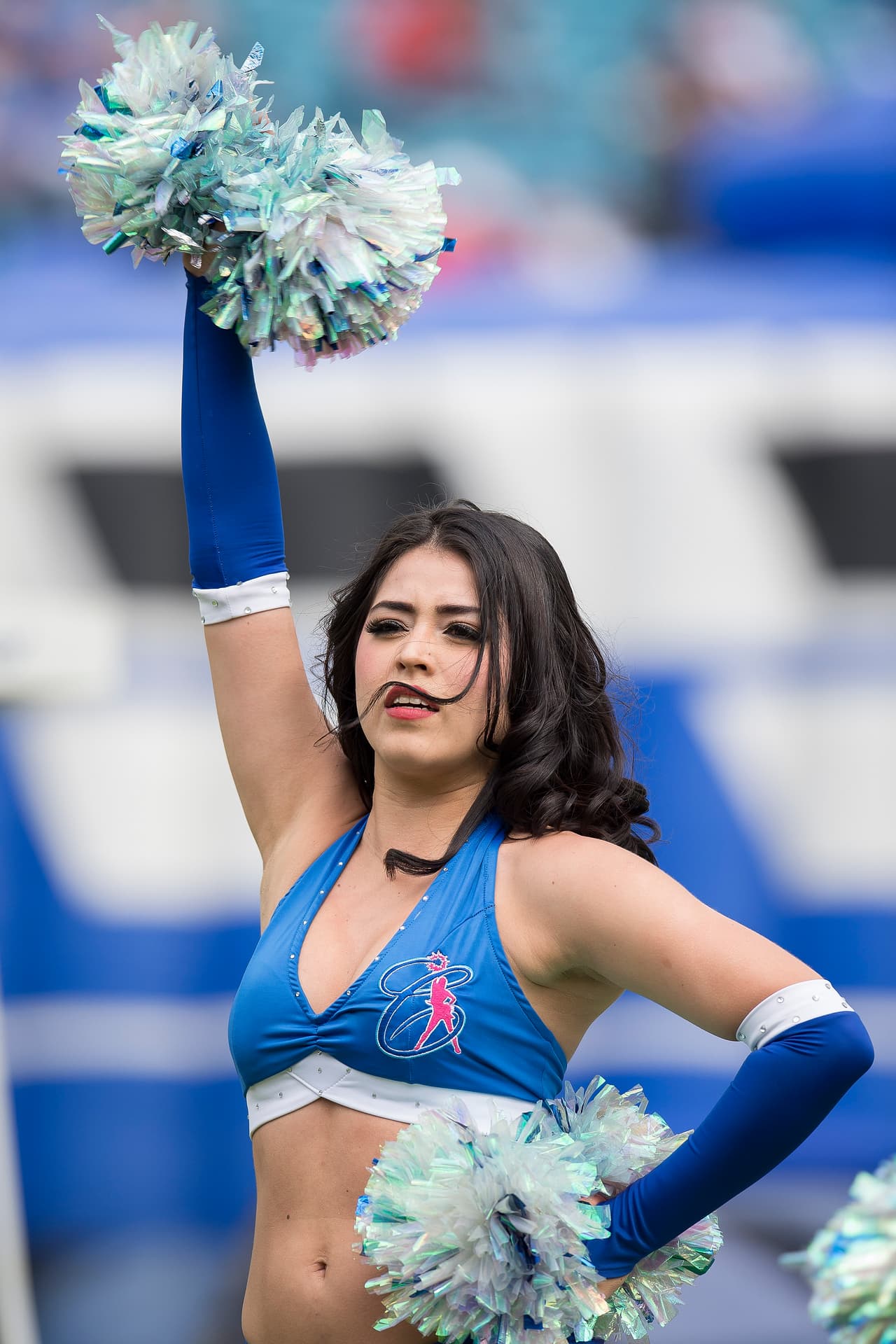 La belleza de las porristas en la fecha 7