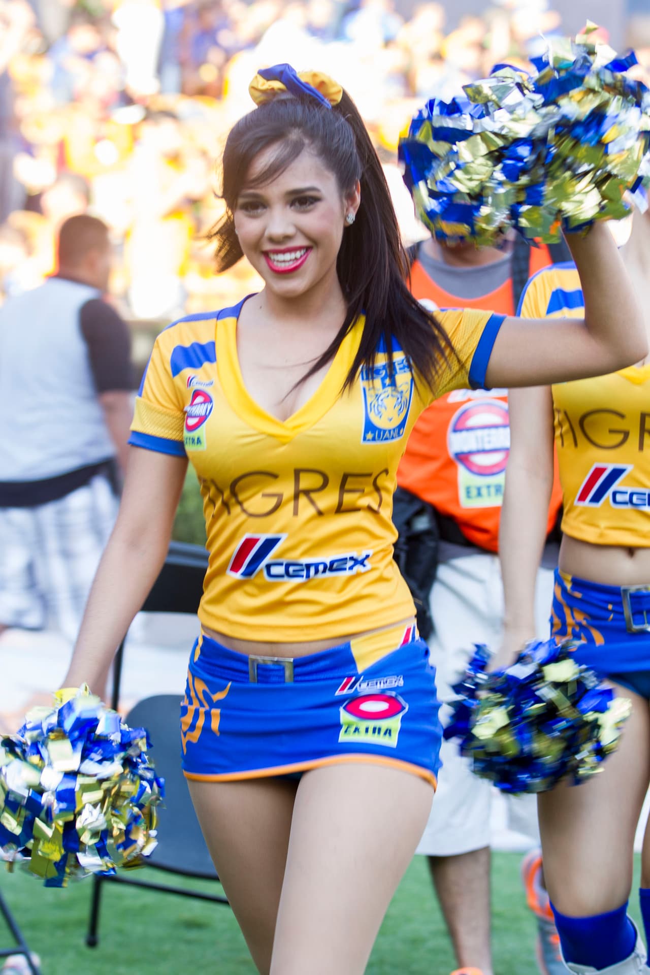 La belleza de las porristas en la fecha 7