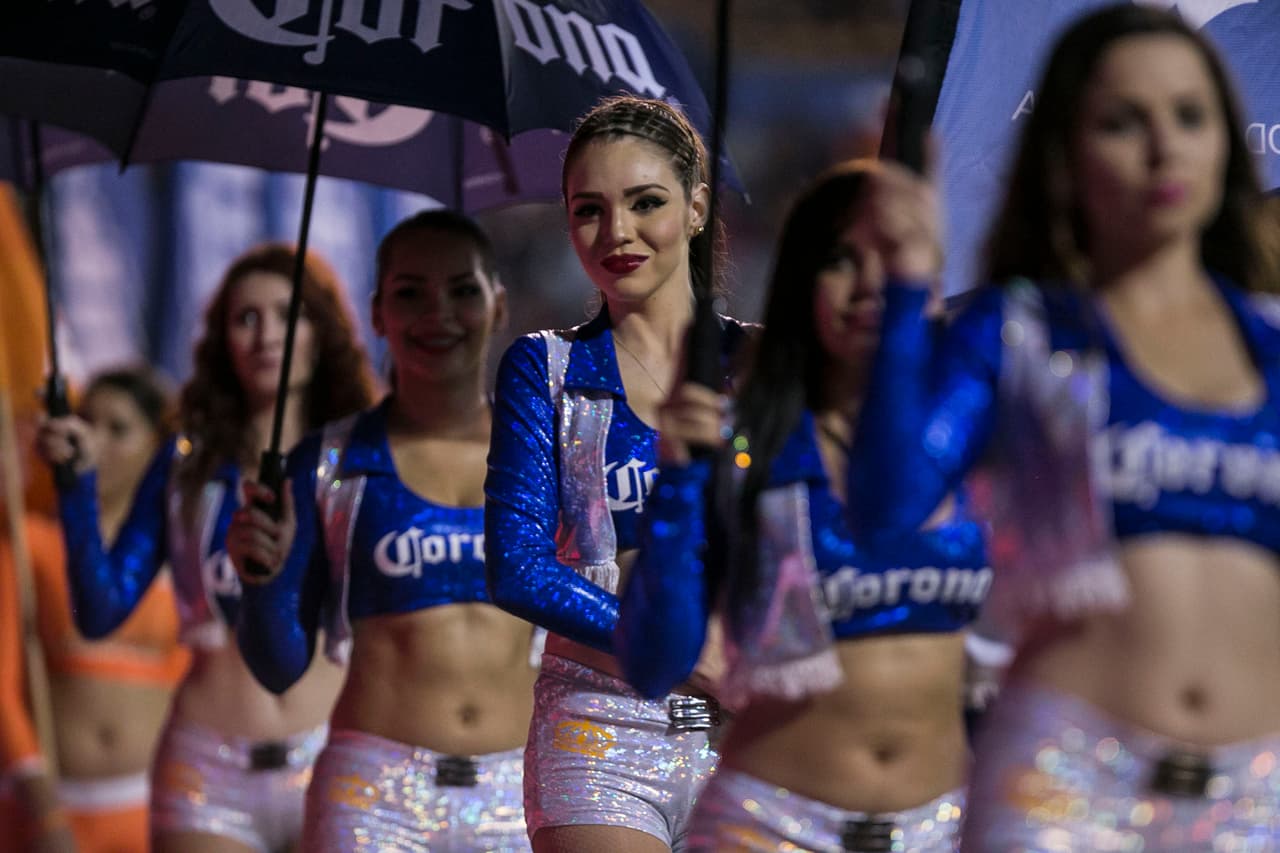 La belleza de las porristas en la fecha 7