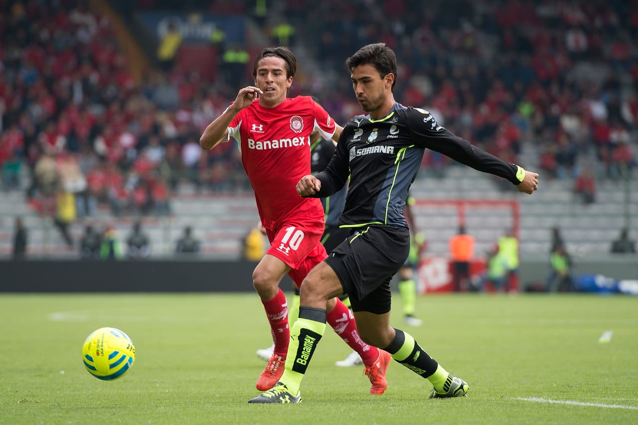¿Qué ha pasado tras este título? El conjunto verdiblanco sufrió la baja de 3 elementos. Dos hombres en defensa Oswaldo Alanís y Rafael Figueroa, además de una baja en la media cancha con Rodolfo Salinas.