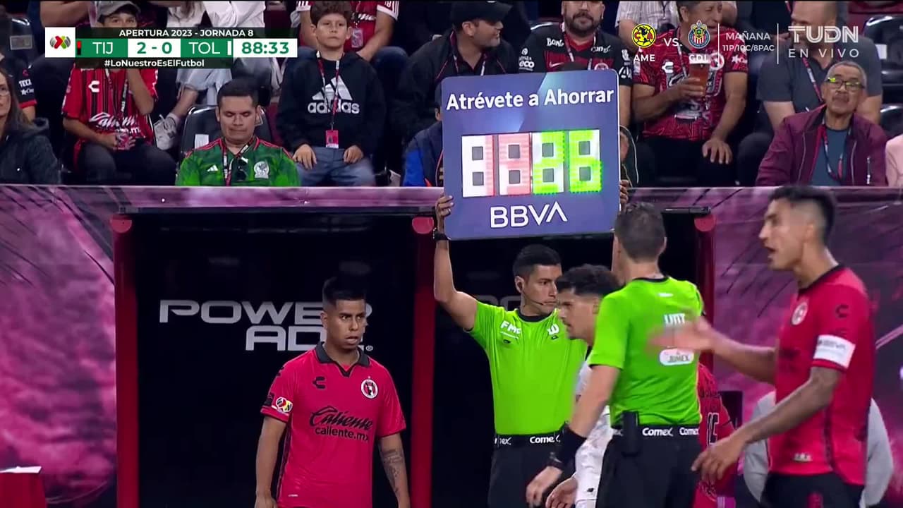 ¡TIRO ATAJADO! disparo por Alejandro Martínez.