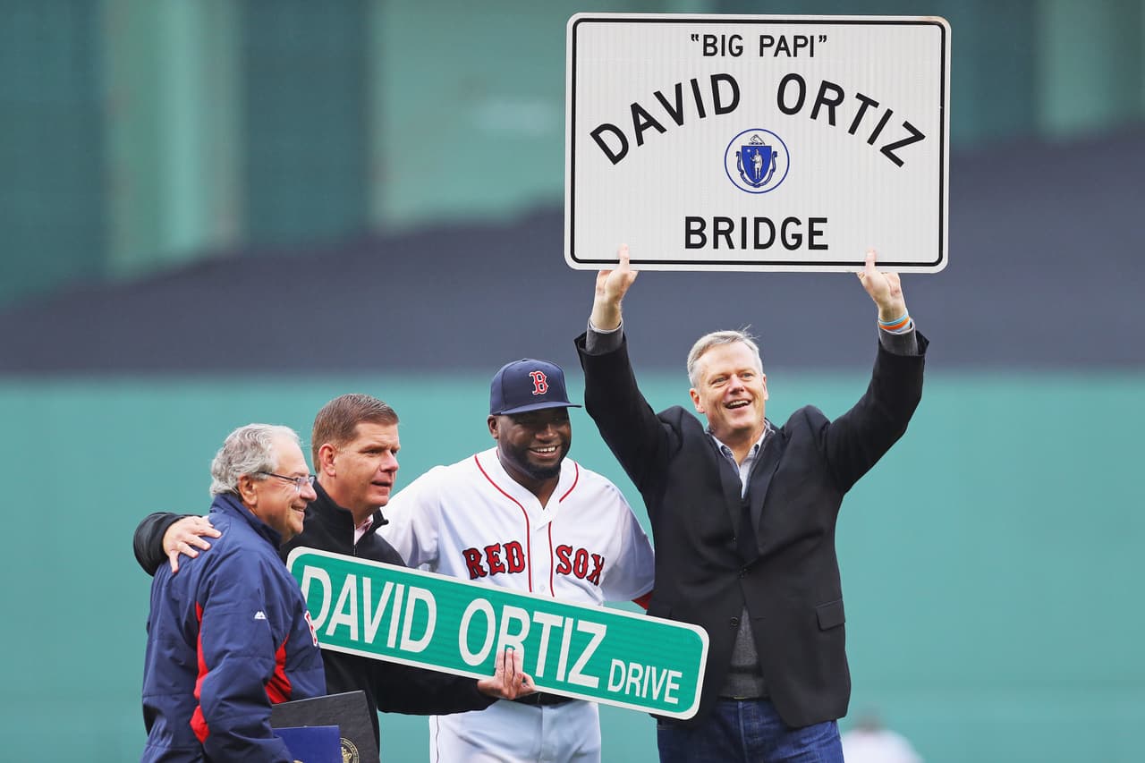 En el homenaje también se mencionó que una calle y un puente de Boston llevarán el nombre de David Ortiz.