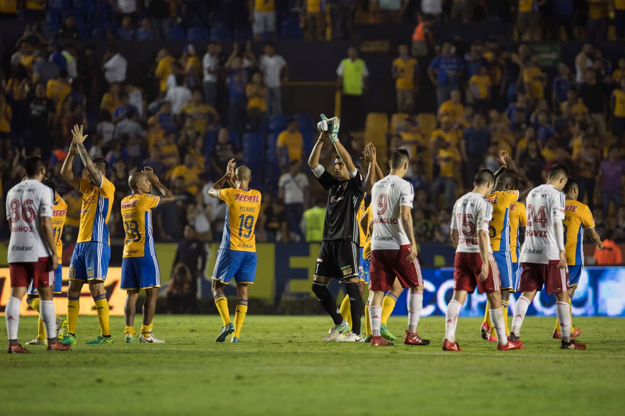 Al final, Tigres agradeció el apoyo de su afición. Los felinos están a 90 minutos de llegar a la final en busca de ser el tercer bicampeón en los torneos cortos.
