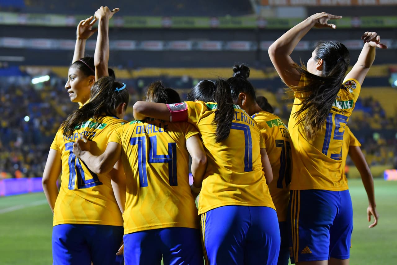 Y así celebraron las jugadoras de Tigres, un gol que no solo daba tranquilidad sino la sensación de que le estaban poniendo hielo al cotejo con este merecido 2-0.