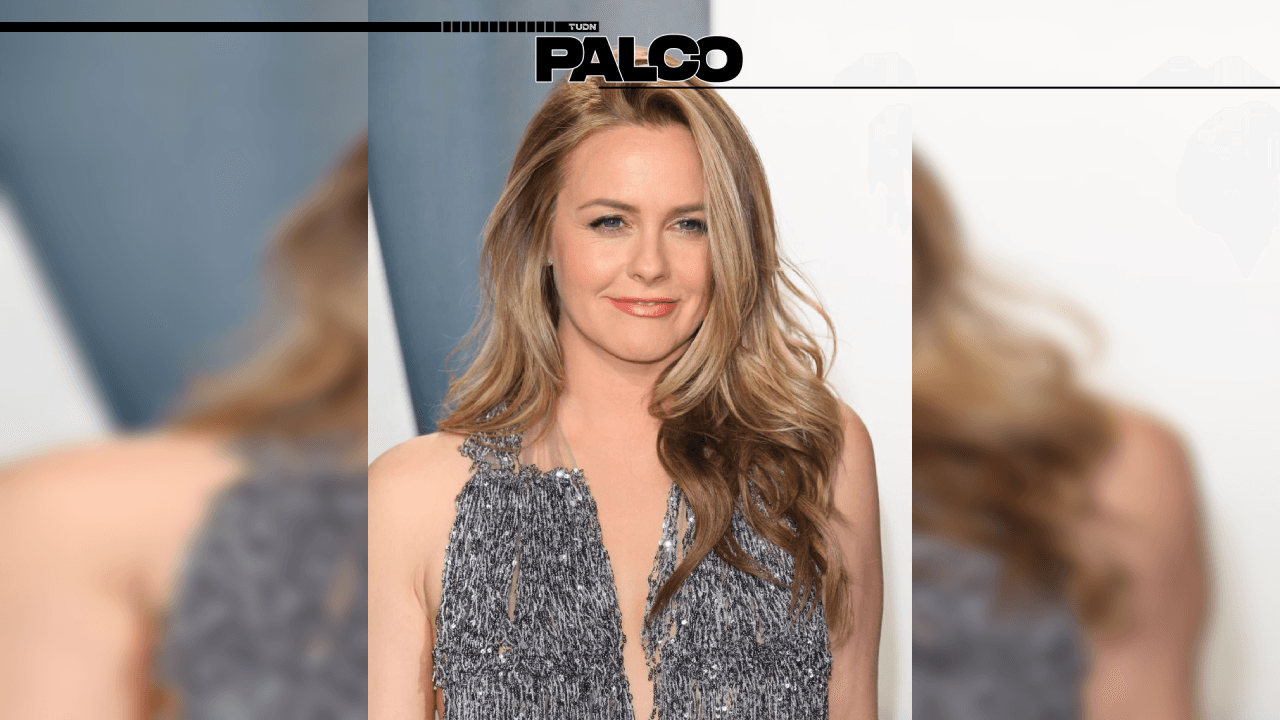 ¿Recuerdas a Alicia Silverstone? | Fue todo un ícono de los 90s, era la favorita de la banda Aerosmith, era la protagonista de Clueless y hoy cumple 45 años.