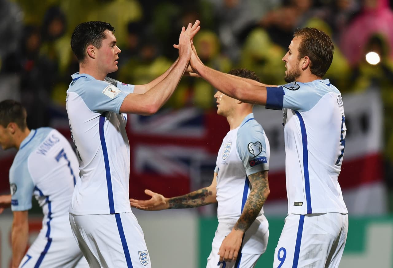 12. Inglaterra (UEFA): 1116 puntos [Clasificada a Rusia 2018]