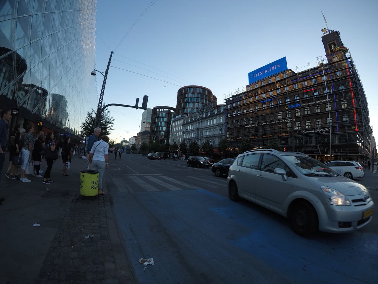 Copenhague es la capital de Dinamarca y es considerada la ciudad más feliz del mundo.