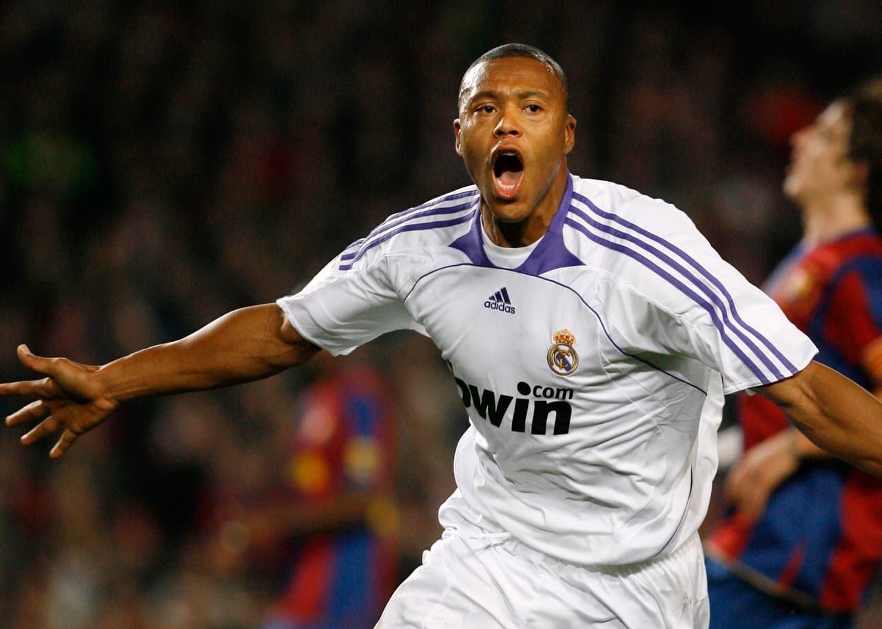 Ese partido lo ganó Real Madrid con gol de Julio Baptista, apodado la 'Bestia', pero que tuvo un paso de poca repercusión por el equipo blanco.