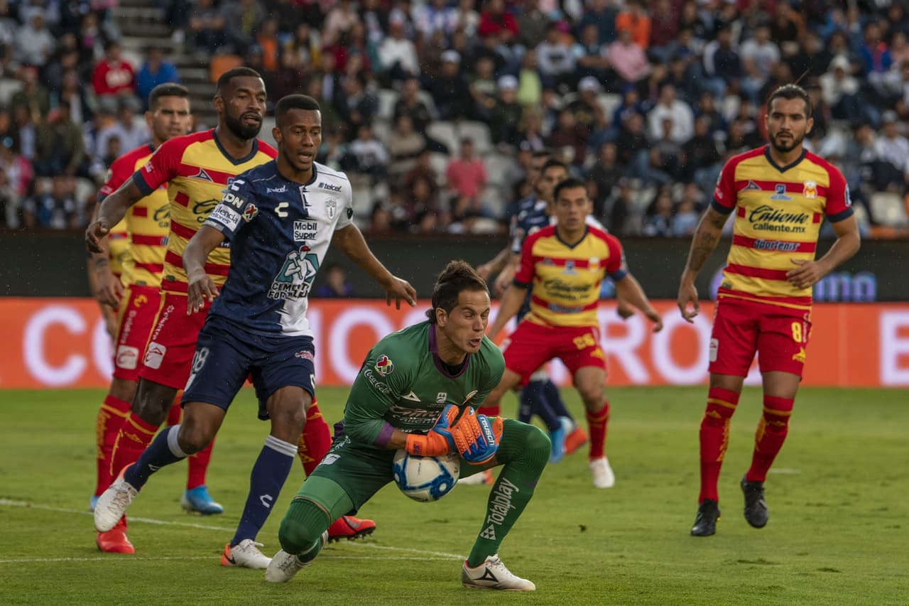 Morelia resistió los embates de la escuadra hidalguense en la segunda parte para adjudicarse los tres puntos.