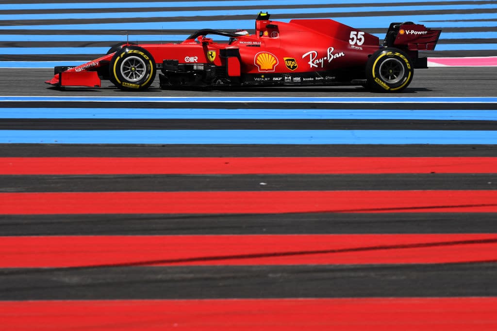 Los tres pilotos más rápidos de las segundas prácticas libres del Gran Premio de Francia fueron Max Verstappen (1:32.872), Valtieri Bottas (1:32.880) y Lewis Hamilton (1:33.125)